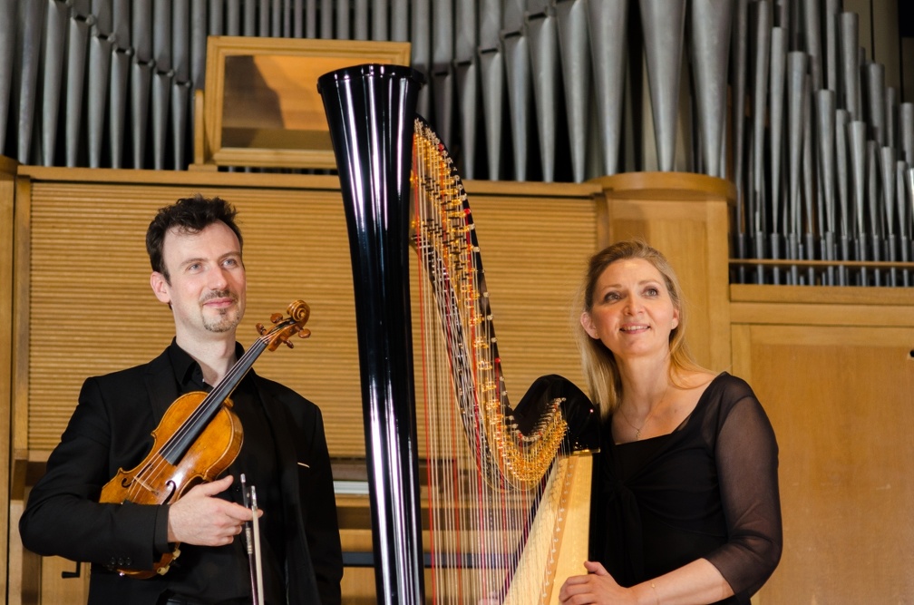 DSC 8435 (4852 visites) Duo Perpetuo | 
harpe & violon | 
Béatrice Guillermin, harpe |  
Frédéric Moreau, violon