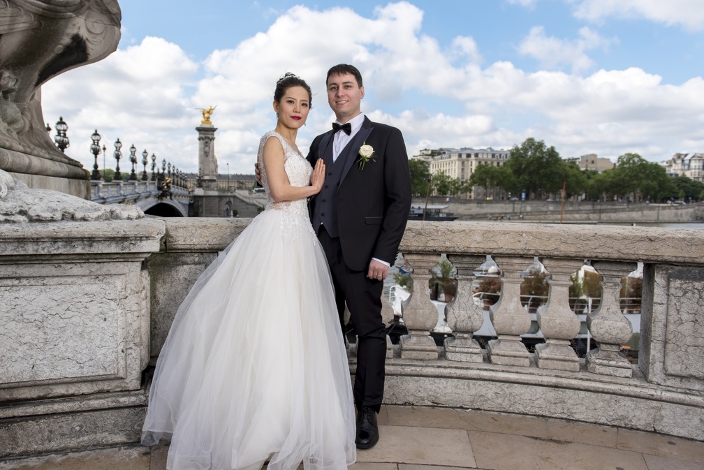 On Paris bridge (5625 visites) Wedding pictures | On Paris bridge