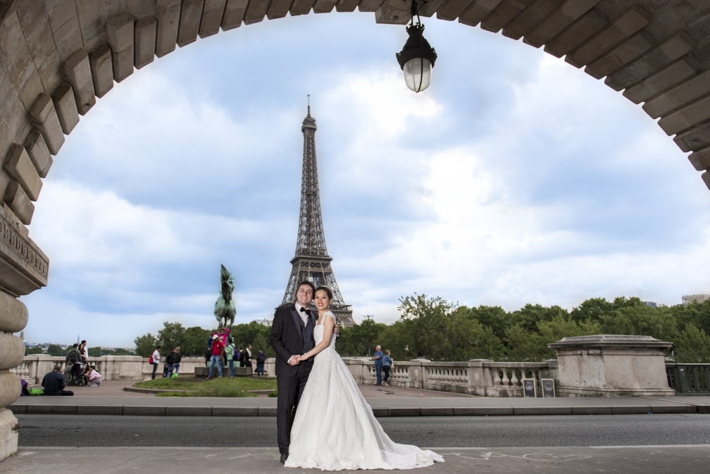 Paris archway (5862 visites) Wedding pictures | Paris archway