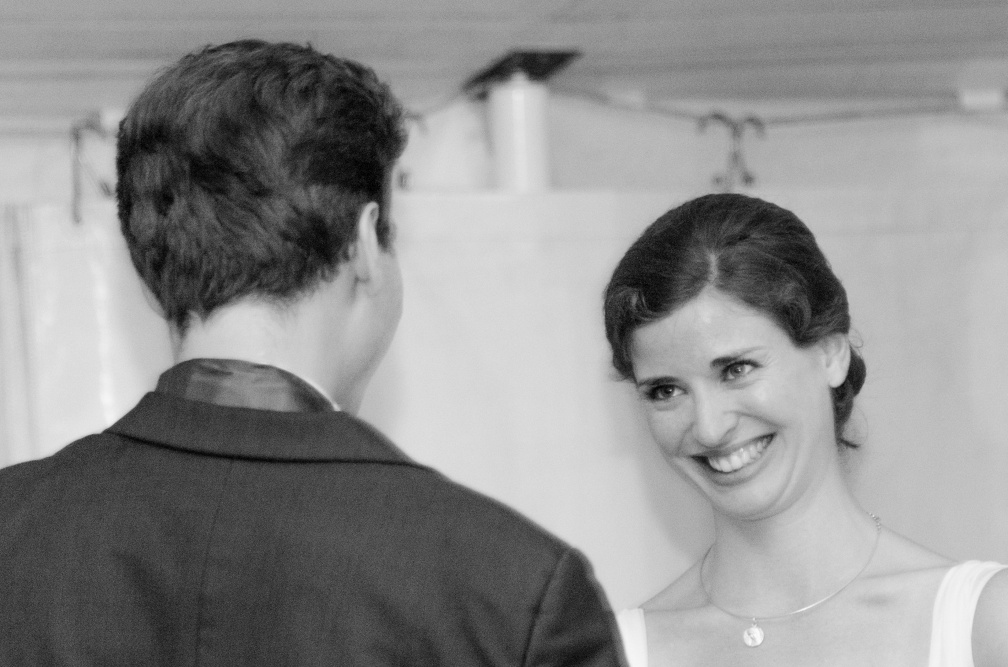 The bride smile (4907 visites) Wedding pictures | The bride smile